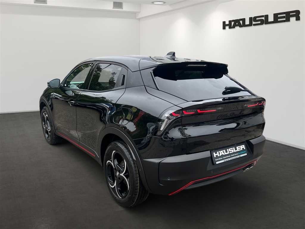 Alfa Romeo Junior 2025