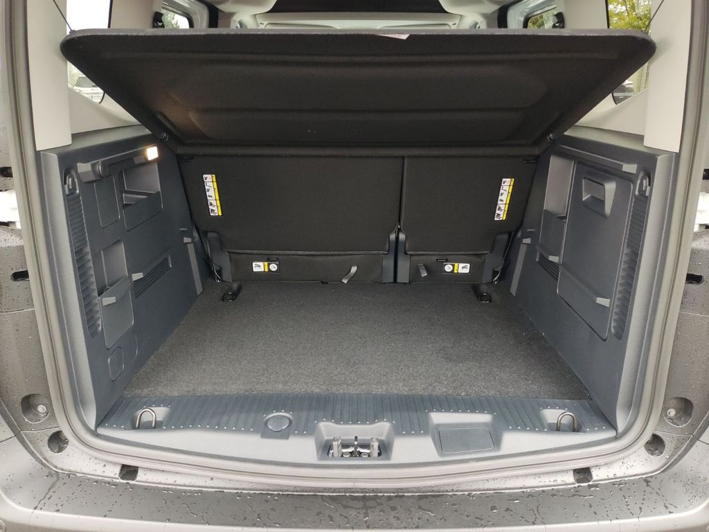 Ford Tourneo Courier 2025