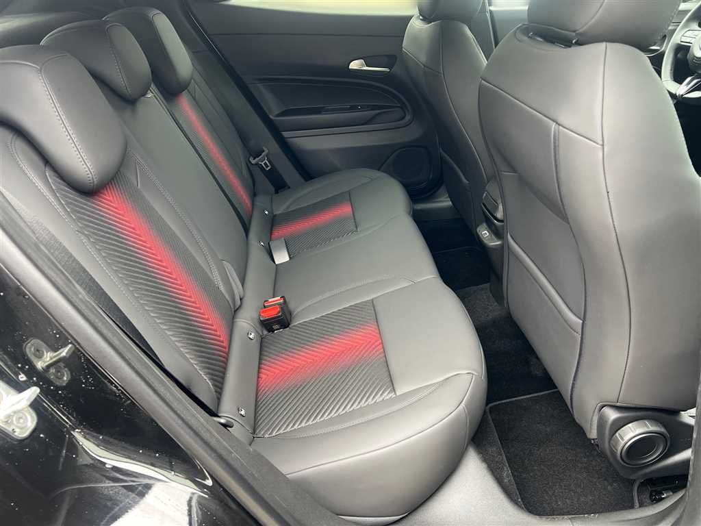 Alfa Romeo Junior 2025