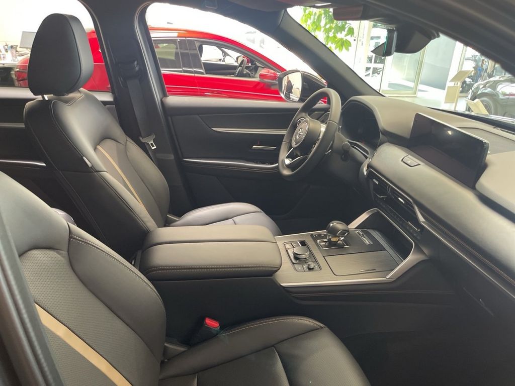 Mazda CX-60 2025