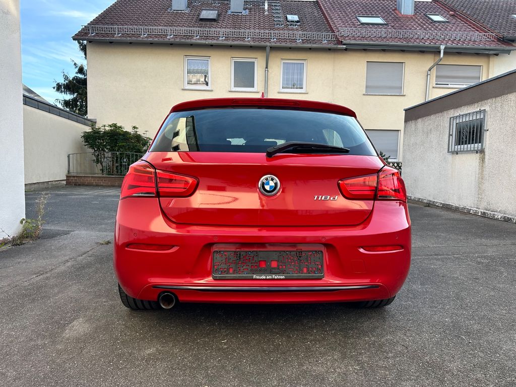 BMW 118 2016