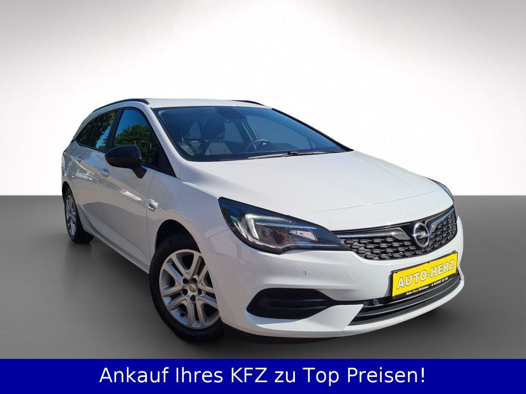 Opel Astra 2022