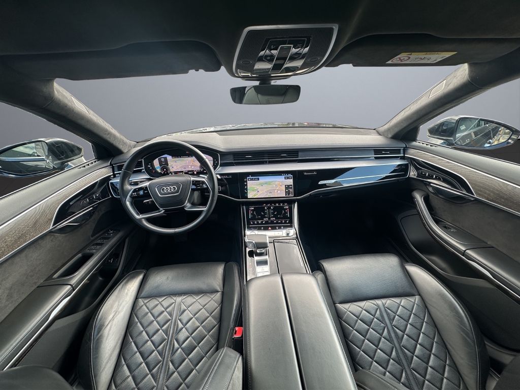 Audi A8 2021