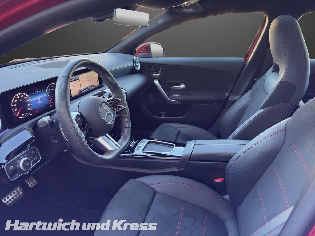 Mercedes-Benz A 180 2024