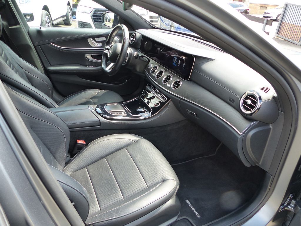 Mercedes-Benz E 300 2021