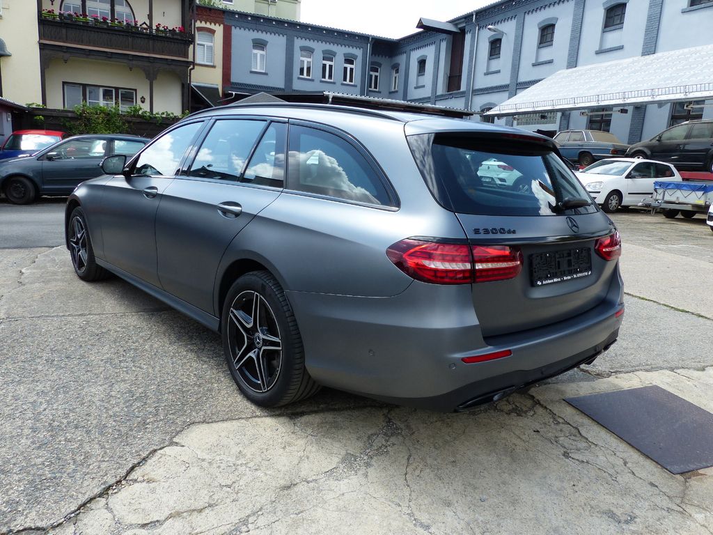 Mercedes-Benz E 300 2021