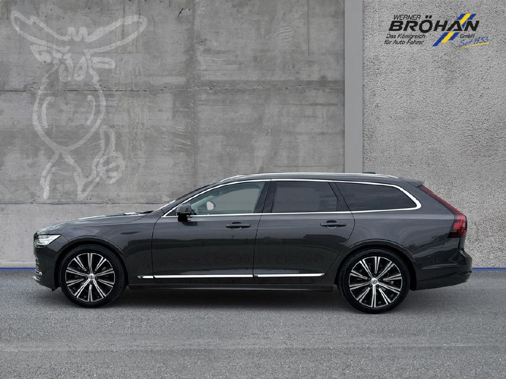 Volvo V90 2024