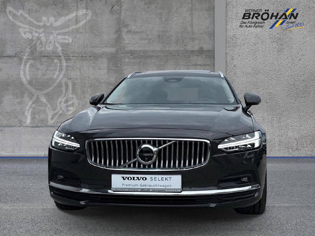 Volvo V90 2024