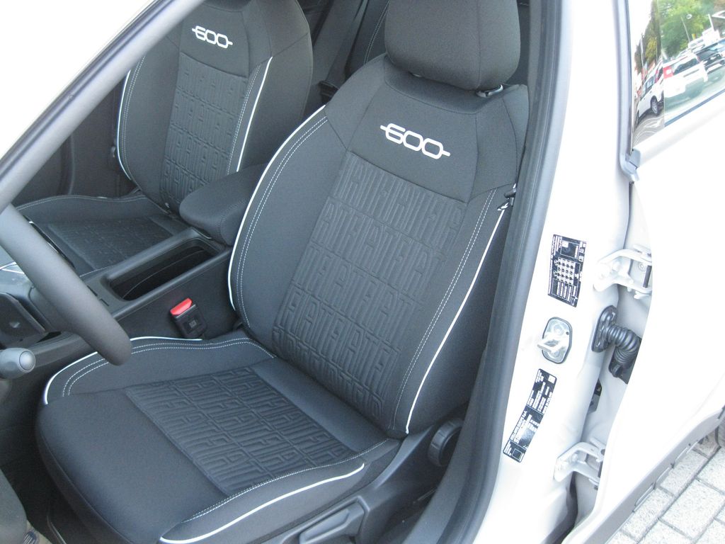 Fiat 600 2025