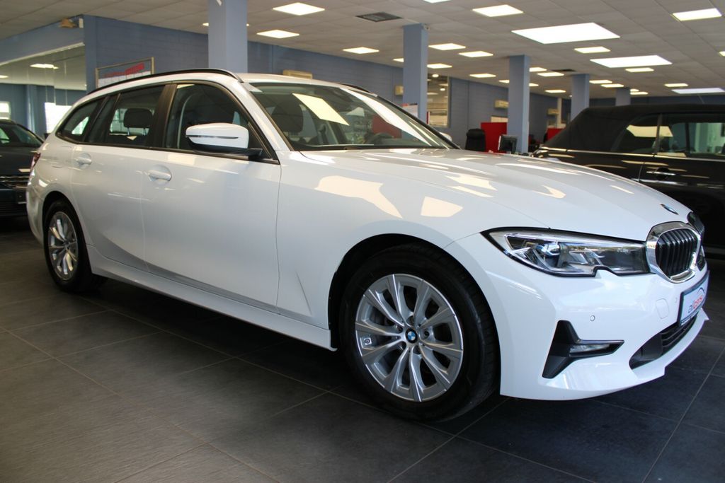 BMW 320 2022
