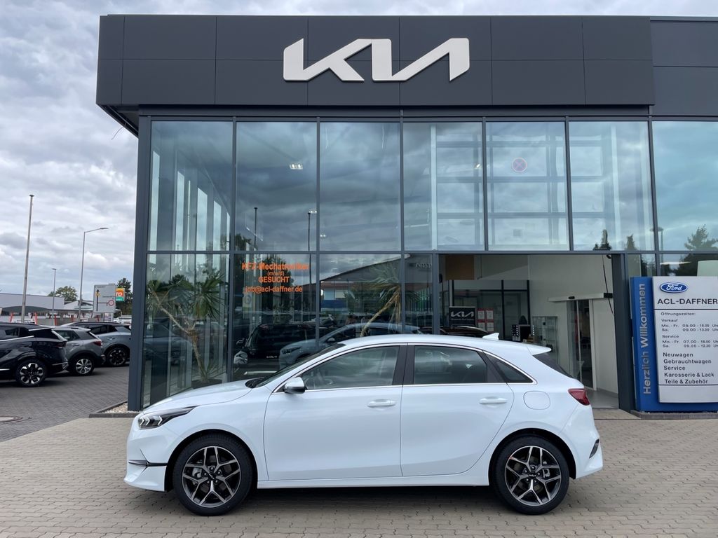 Kia cee'd / Ceed 2025