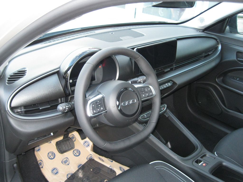 Fiat 600 2025