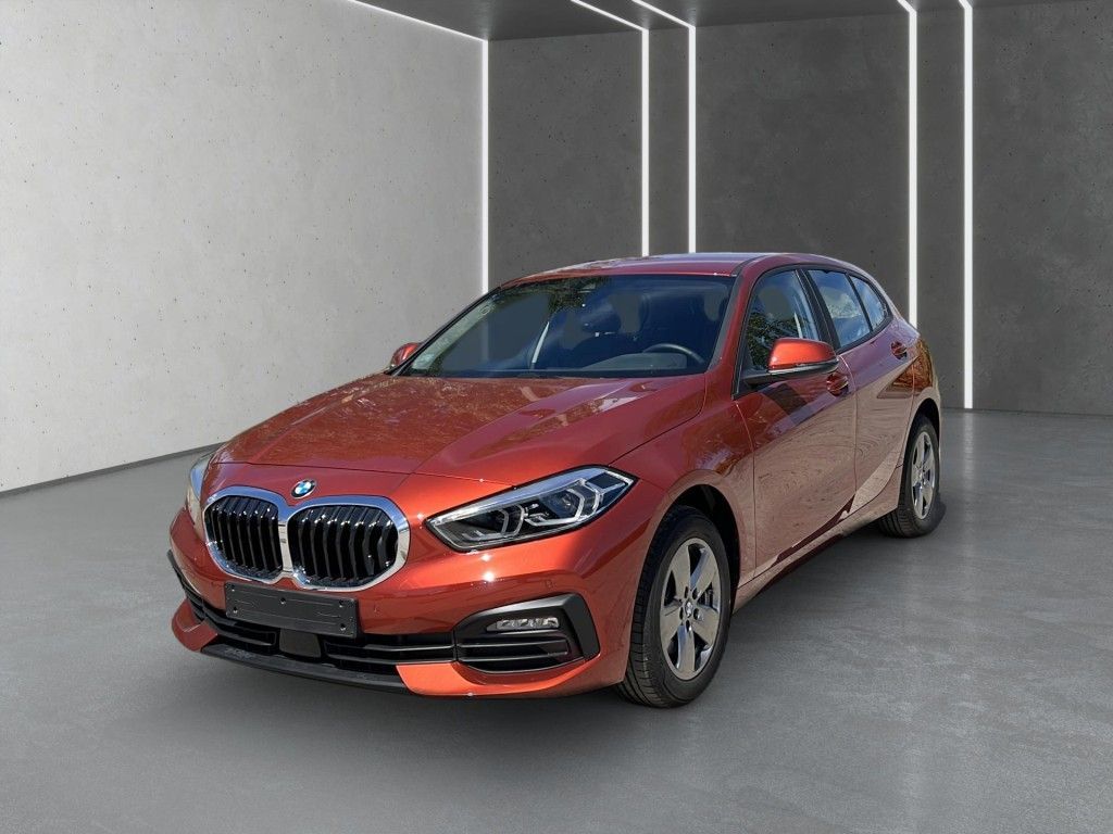 BMW 118 2023