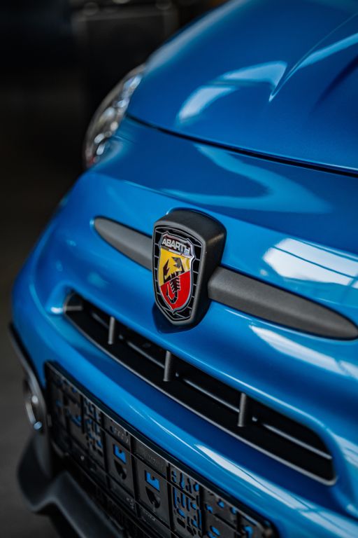 Abarth 695 2022