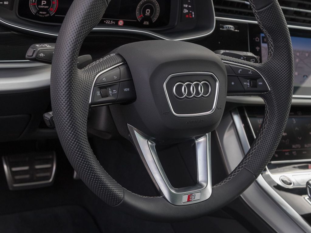 Audi Q8 2024