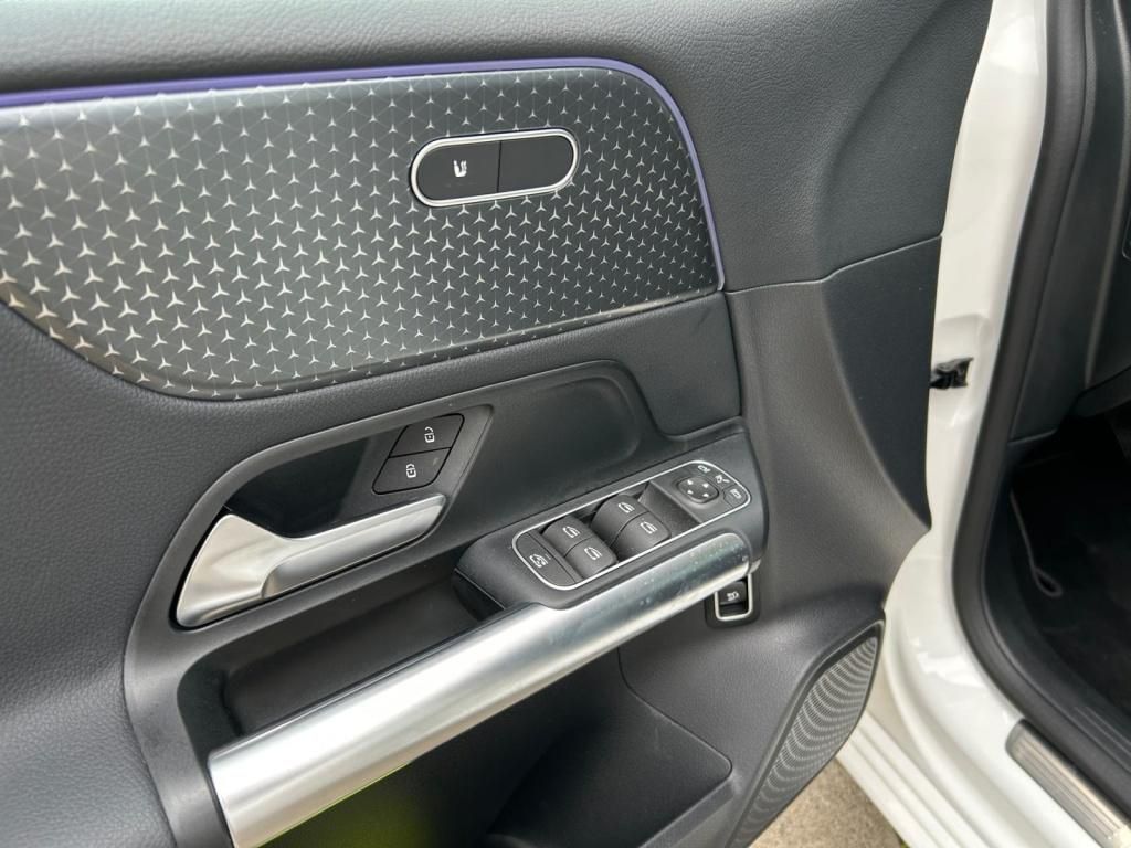 Mercedes-Benz B 180 2024