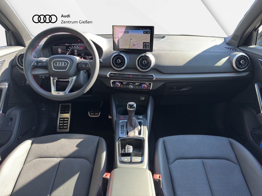 Audi SQ2 2025