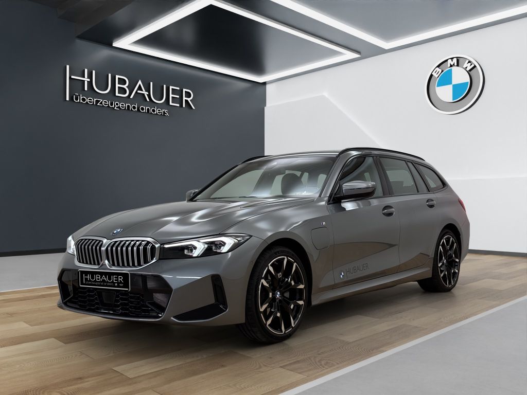 BMW 330 2025