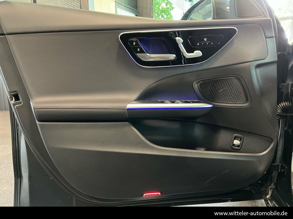 Mercedes-Benz C 200 2025