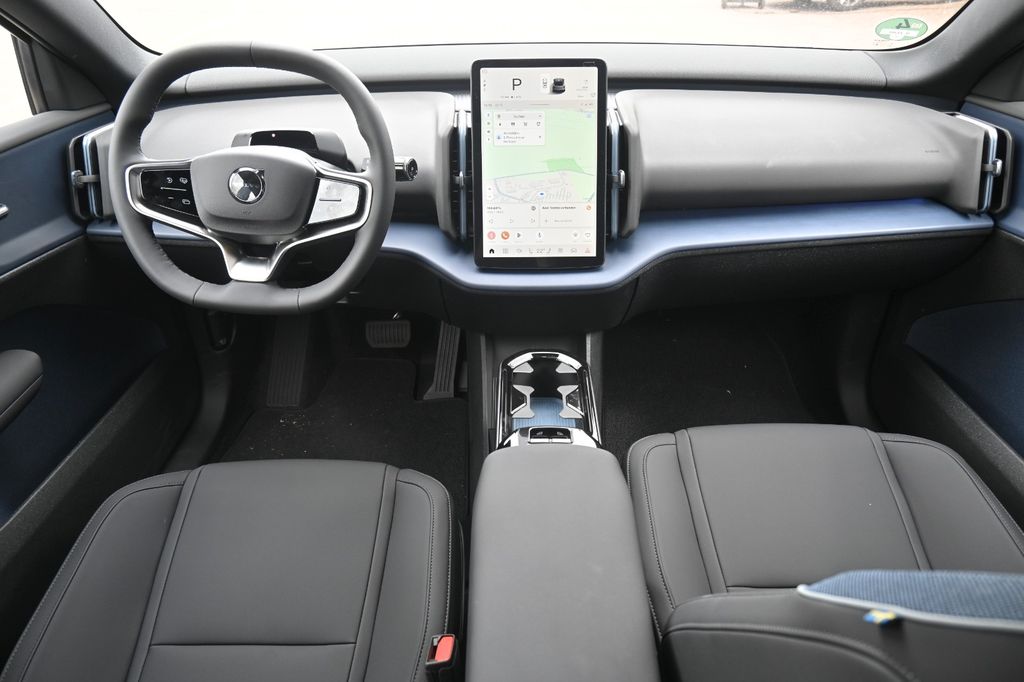 Volvo EX30 2025