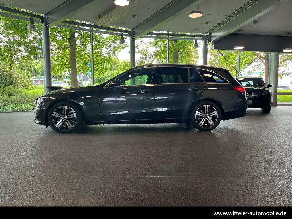 Mercedes-Benz C 200 2025