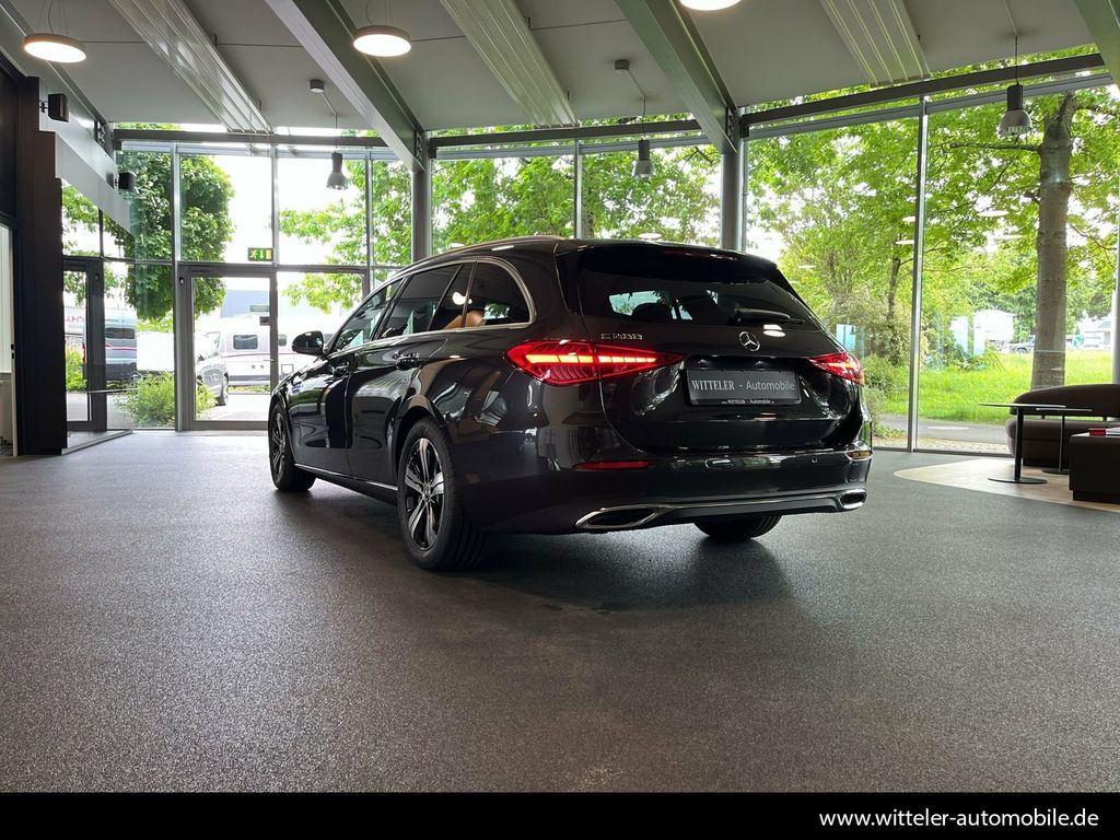 Mercedes-Benz C 200 2025