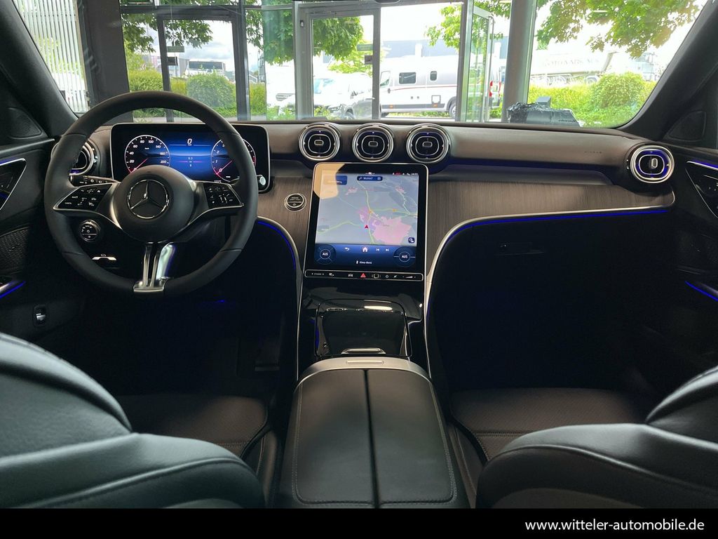 Mercedes-Benz C 200 2025