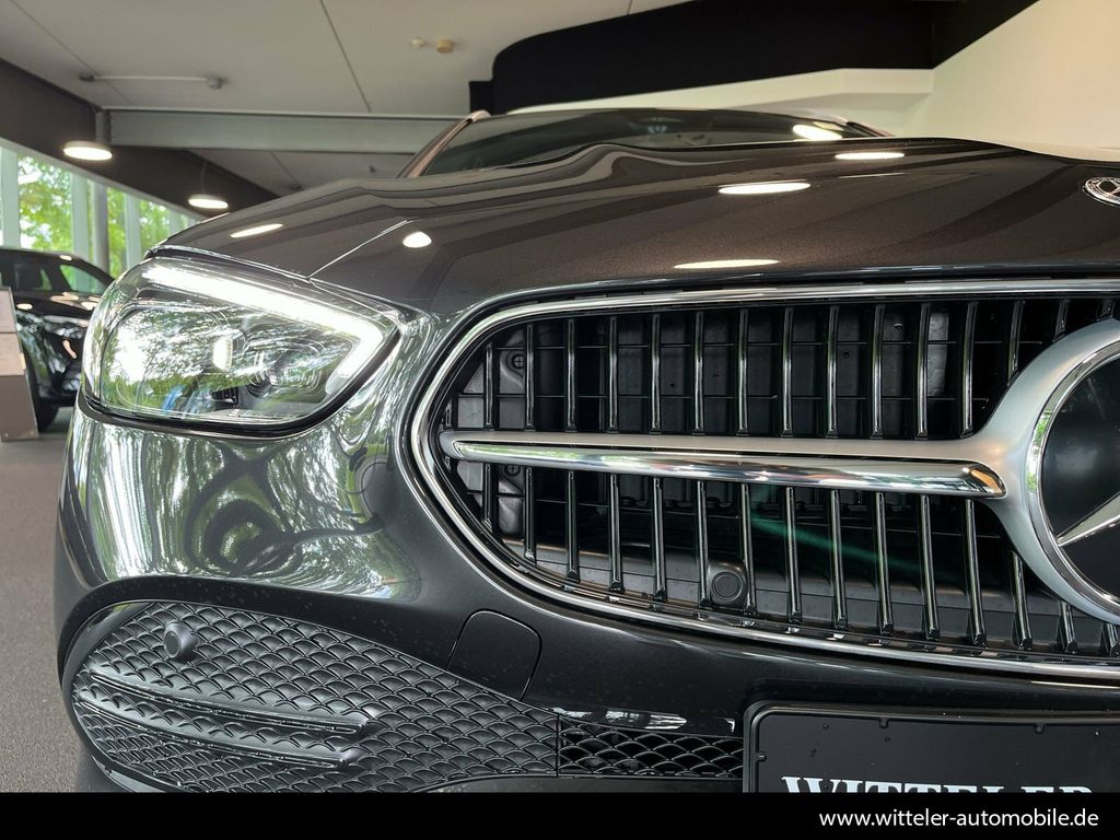 Mercedes-Benz C 200 2025