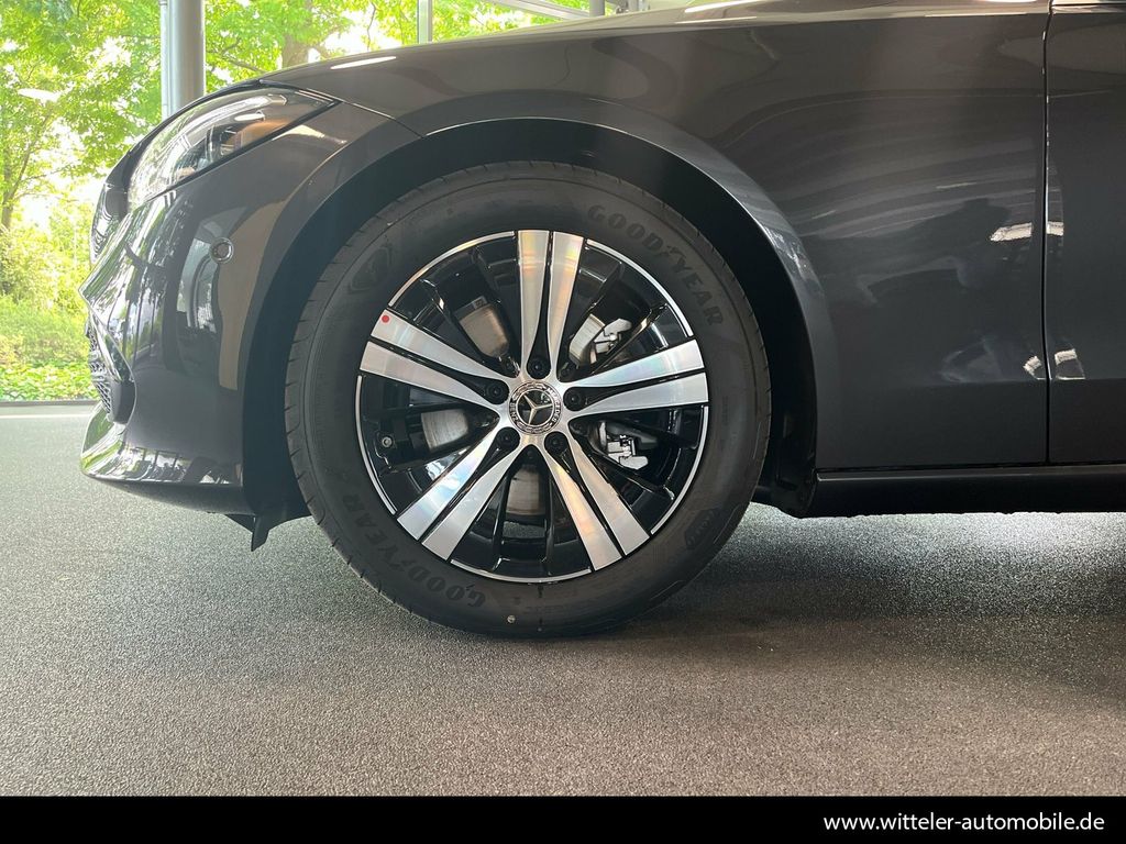 Mercedes-Benz C 200 2025