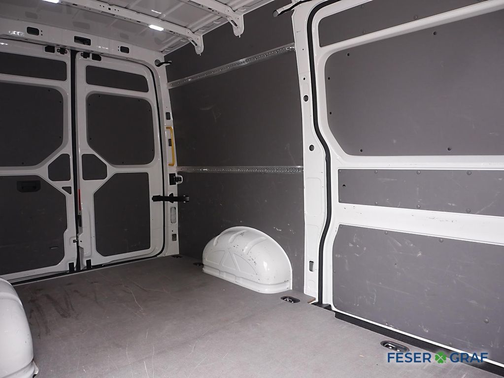 Volkswagen Crafter 2023