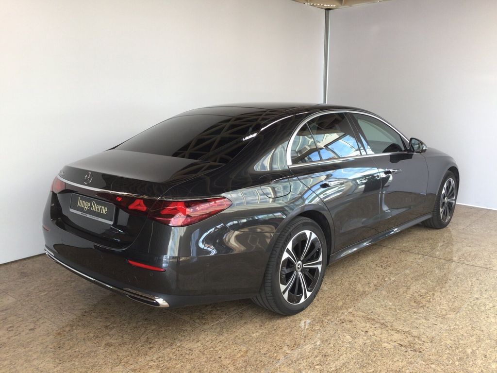 Mercedes-Benz E 300 2024