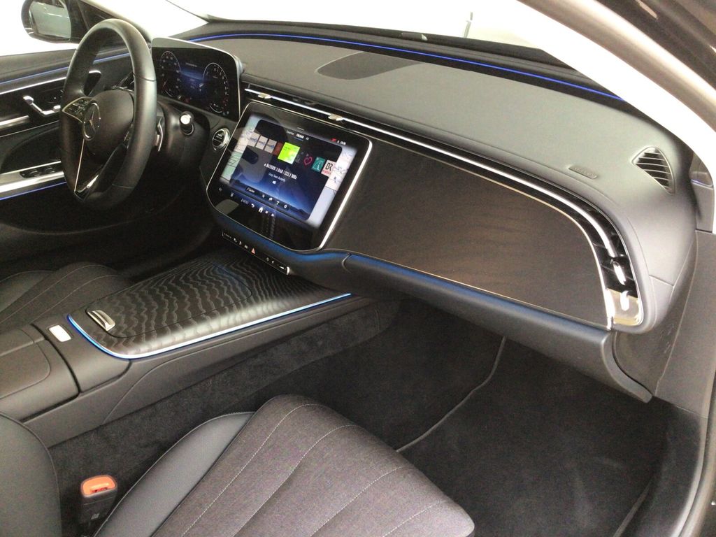 Mercedes-Benz E 300 2024