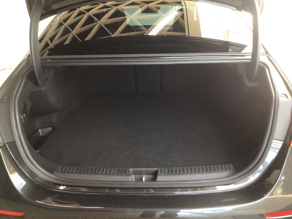 Mercedes-Benz E 300 2024