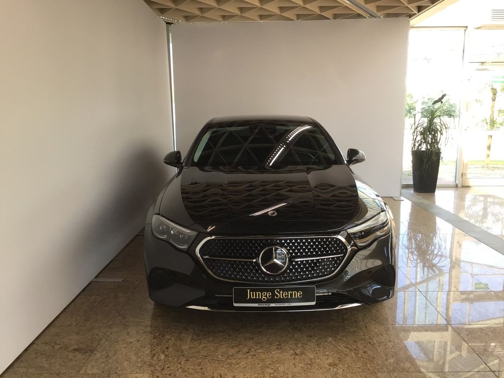Mercedes-Benz E 300 2024