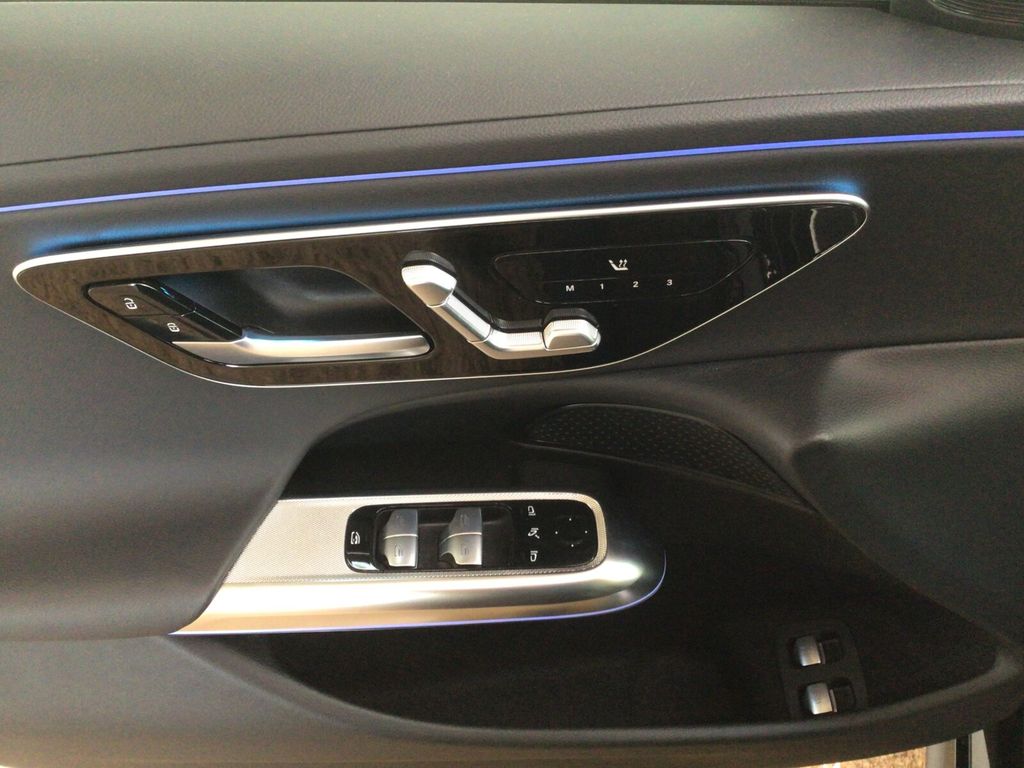 Mercedes-Benz E 300 2024