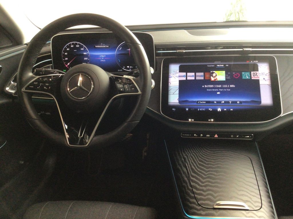 Mercedes-Benz E 300 2024