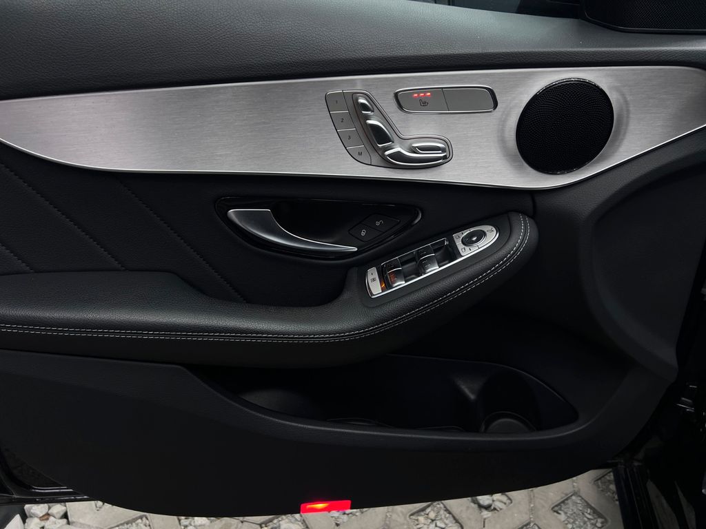 Mercedes-Benz C 300 2020