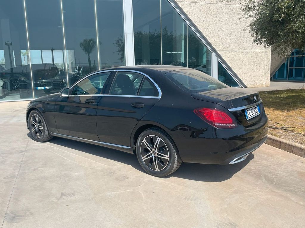 Mercedes-Benz C 200 2021