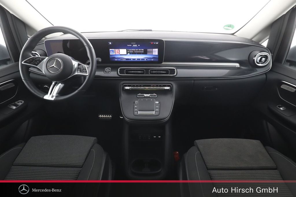 Mercedes-Benz V 220 2024