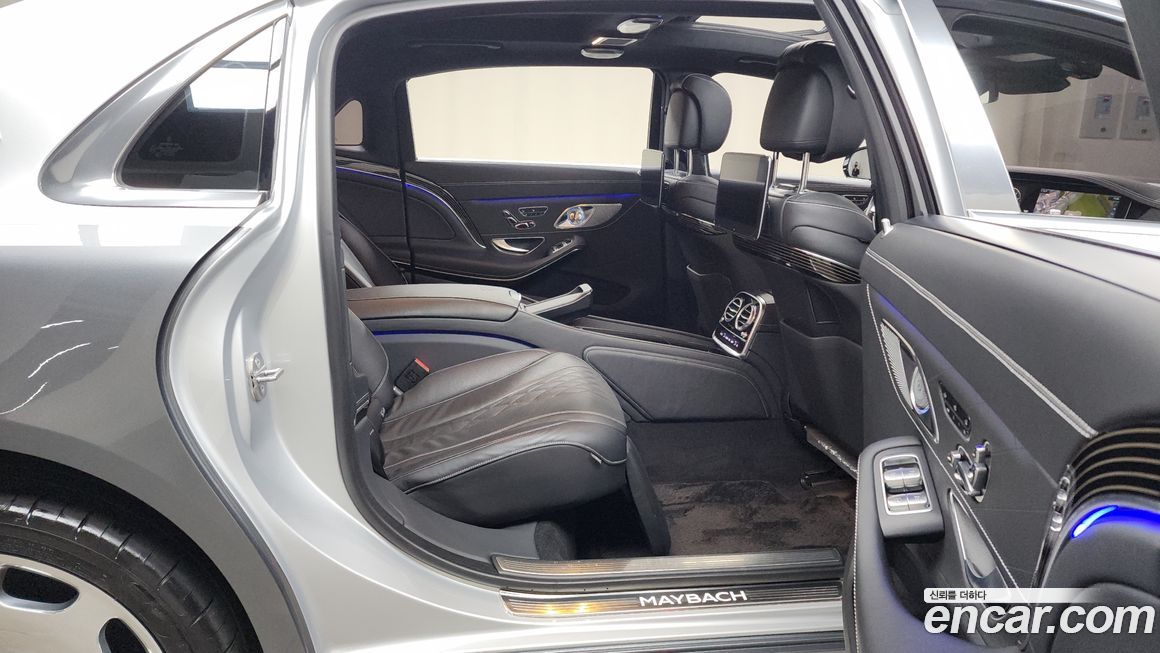 Mercedes-Benz S-Class 2020