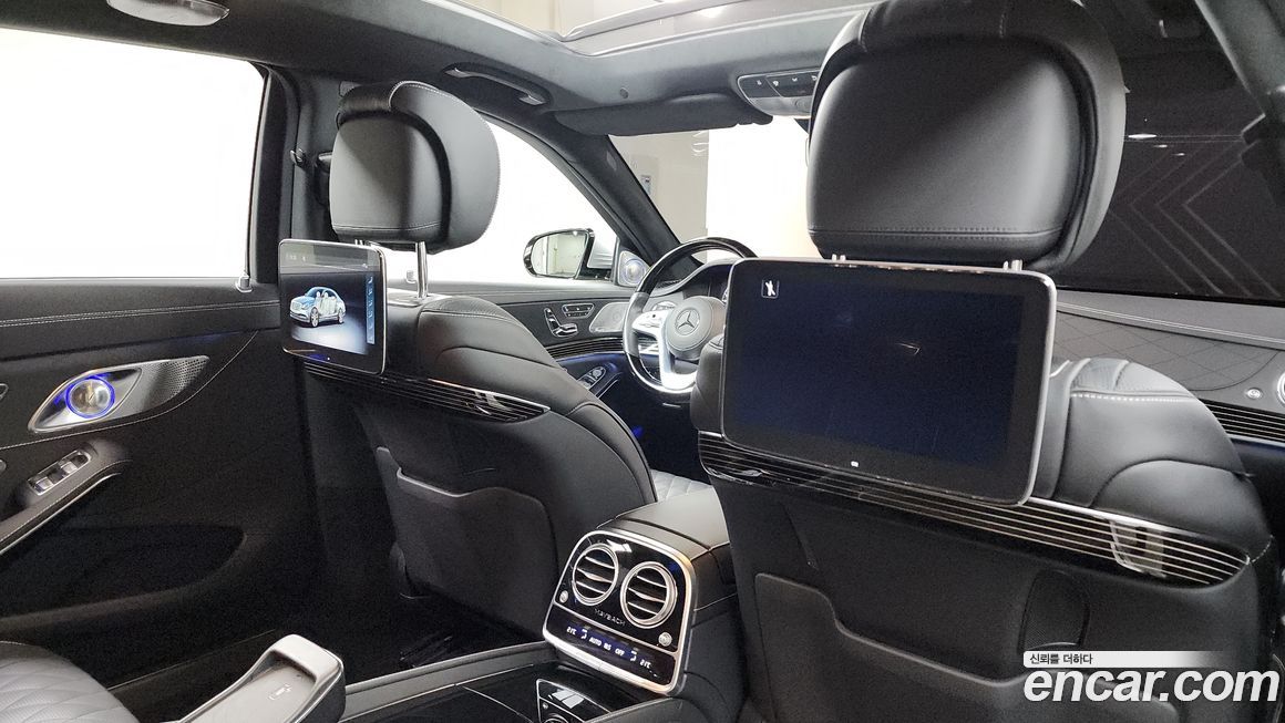 Mercedes-Benz S-Class 2020