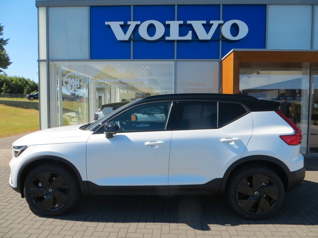Volvo XC40 2025