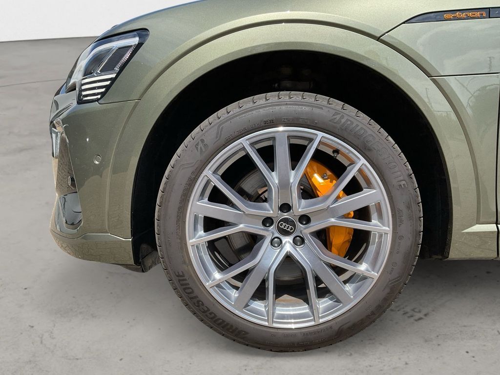 Audi e-tron 2022