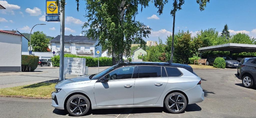 Opel Astra 2024