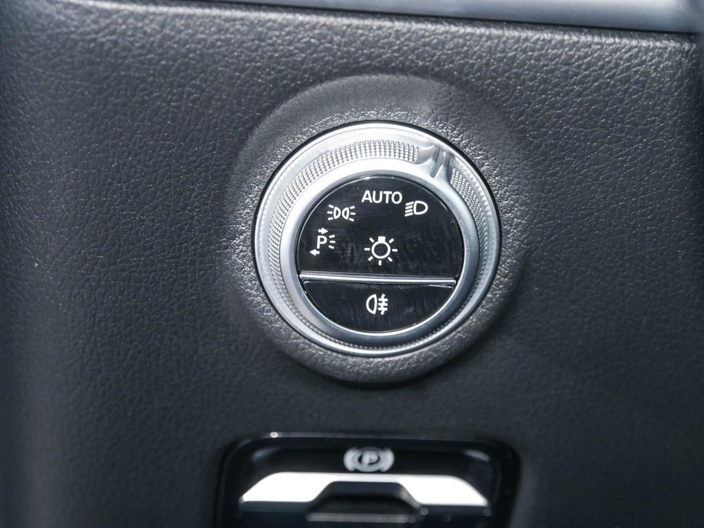 Mercedes-Benz C 200 2024