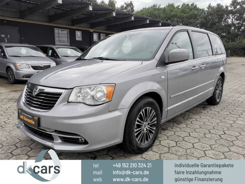 Lancia Voyager 2015