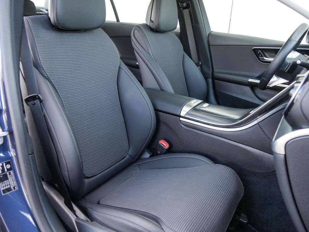 Mercedes-Benz C 200 2024