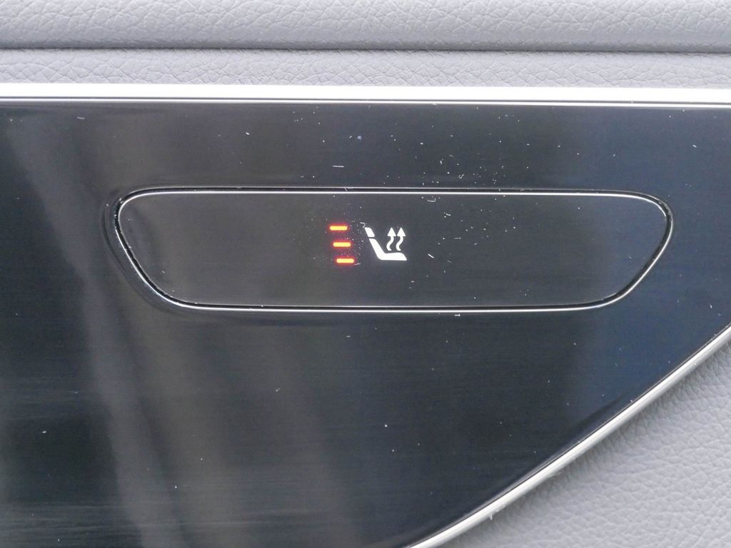 Mercedes-Benz C 200 2024