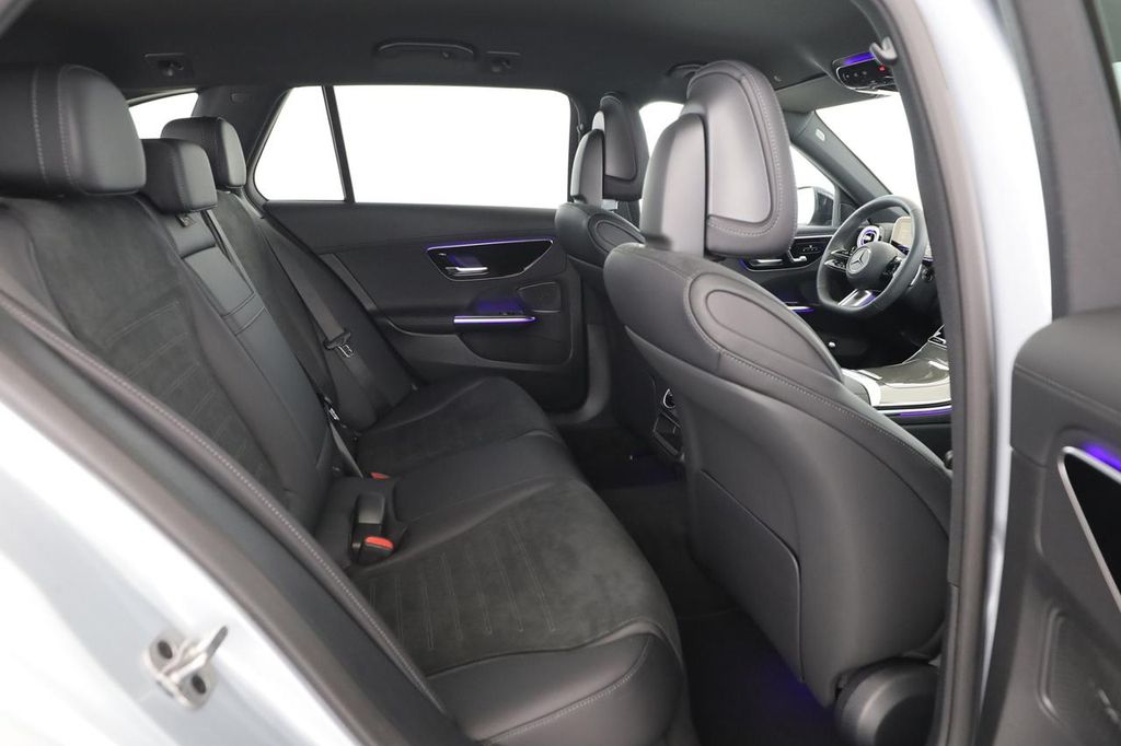 Mercedes-Benz C 220 2025