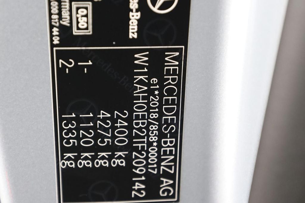 Mercedes-Benz C 220 2025